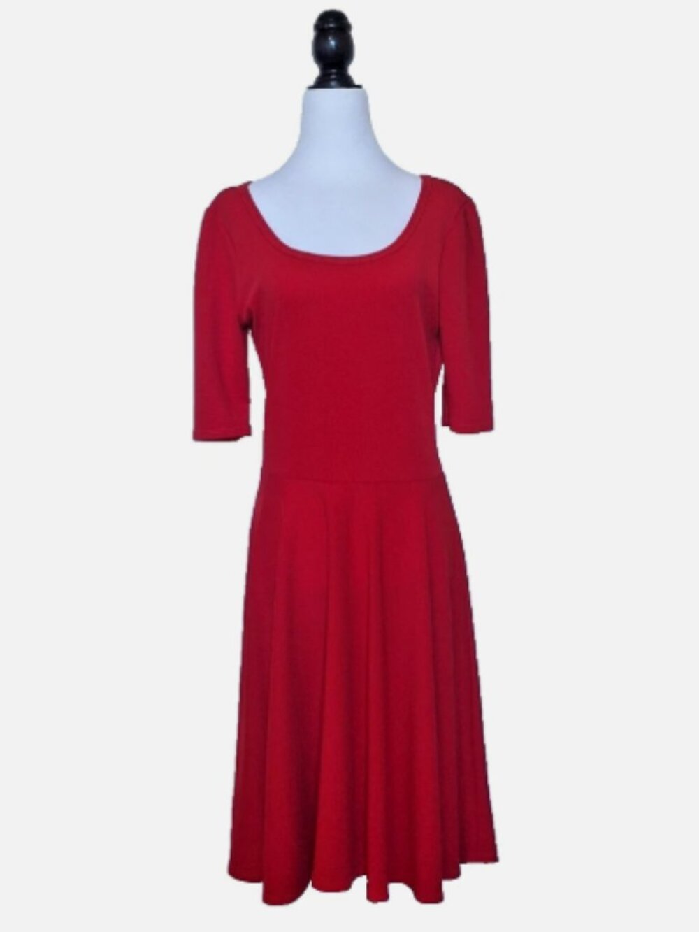 LULAROE TEXTURED SOLID RED FIT AND FLARE NICOLE DRESS SIZE L